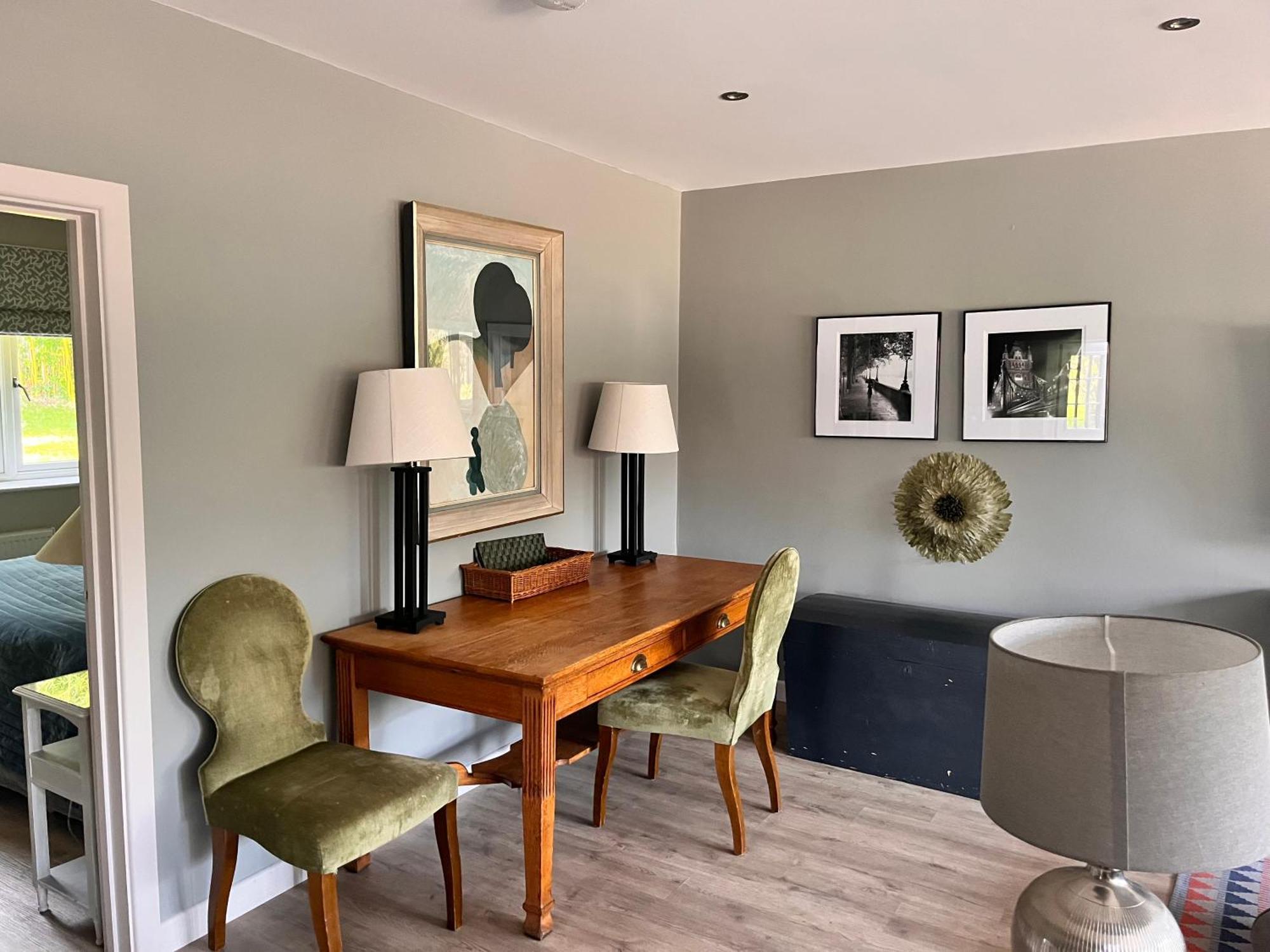 The Coach House Apartment